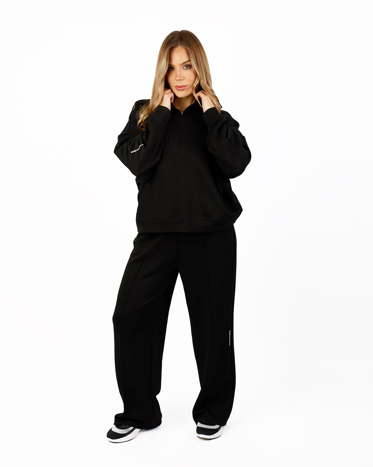 HalfZip Women's Black Tracksuit-Atum -7564908