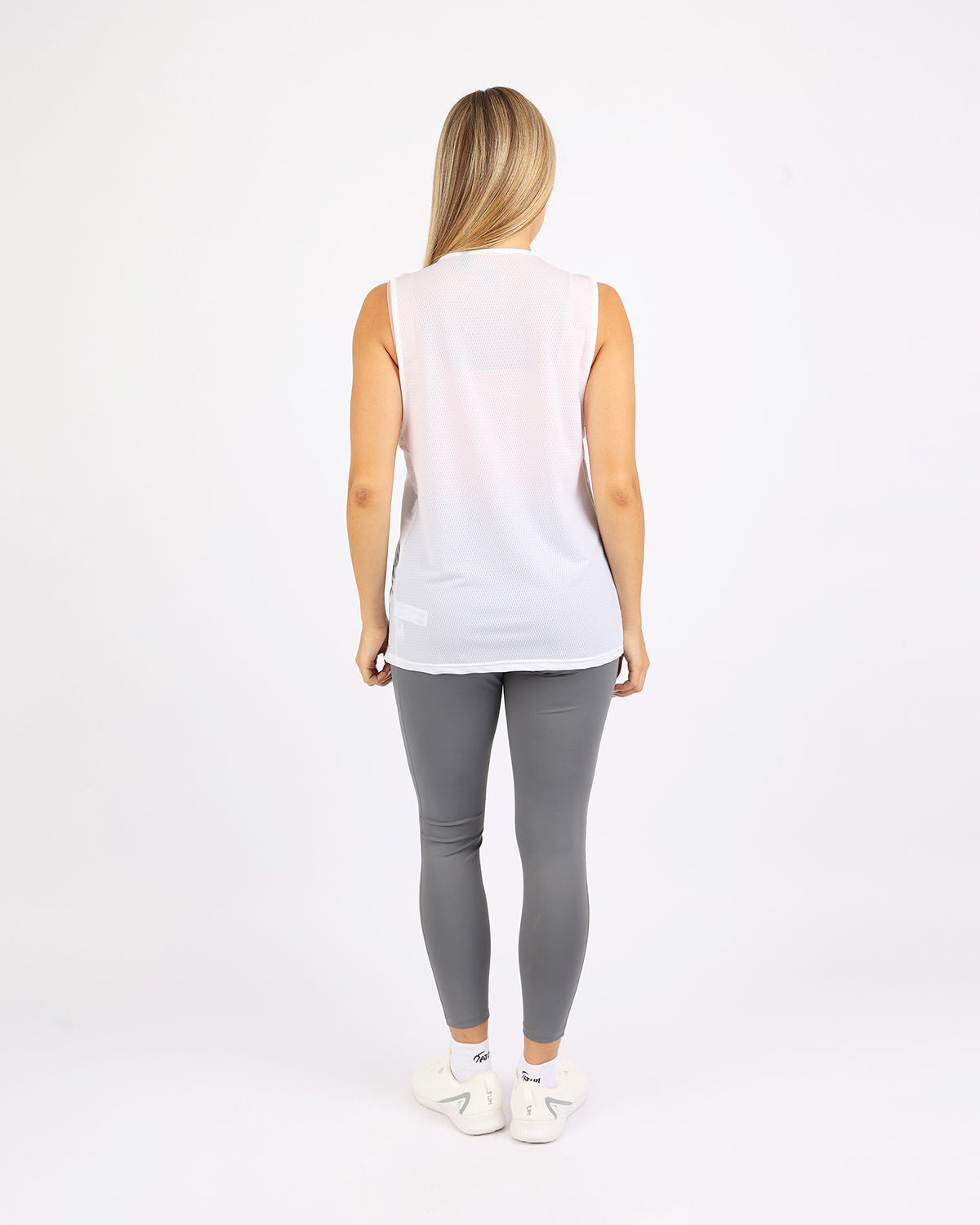 Victory Sleeveless White Tank Top-Atum -64035453