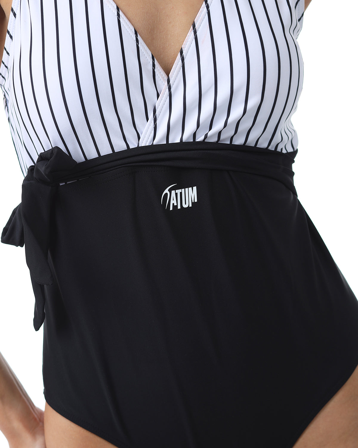 Coastal Charm Black Swimsuit-Atum -87601331