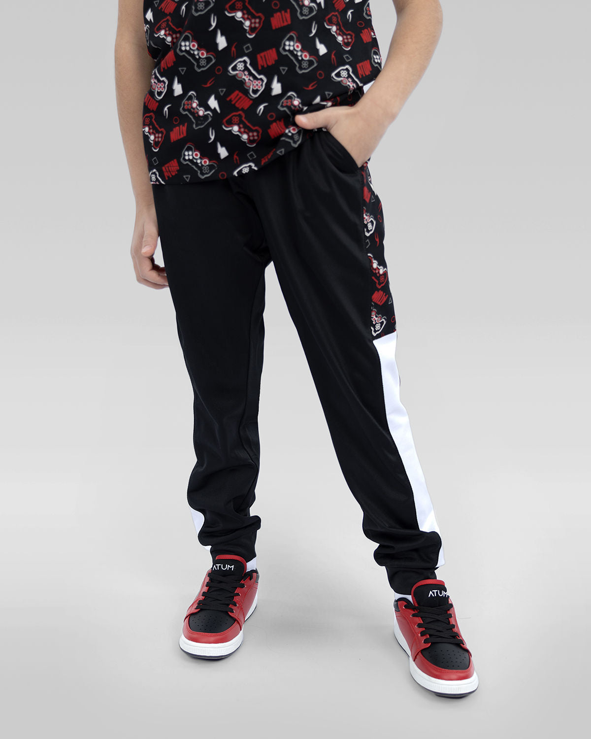 Boy's Graphic Black Sweatpants-Atum -40089193