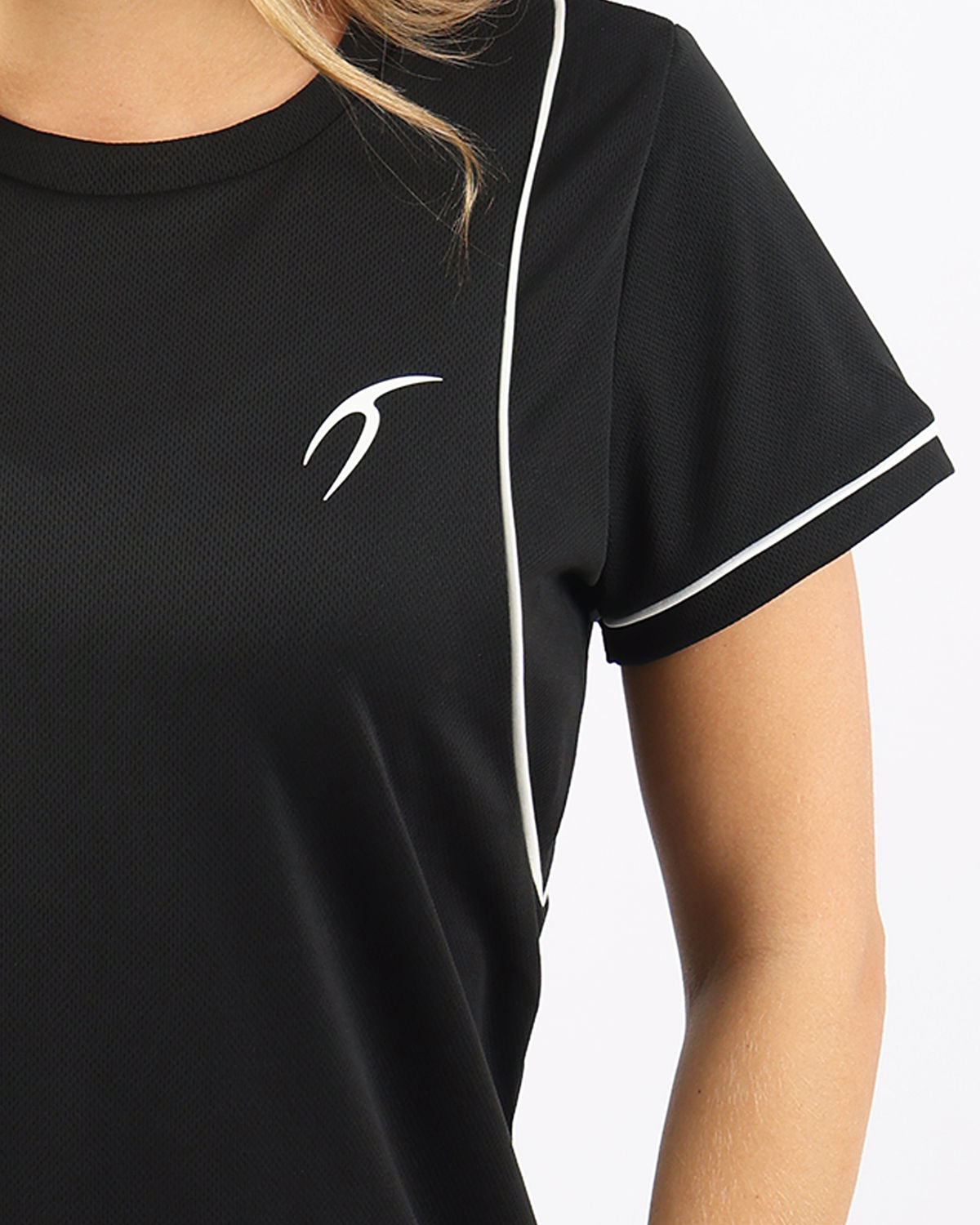 Ultra-Soft Cropped Black T-Shirt-Atum -64265199