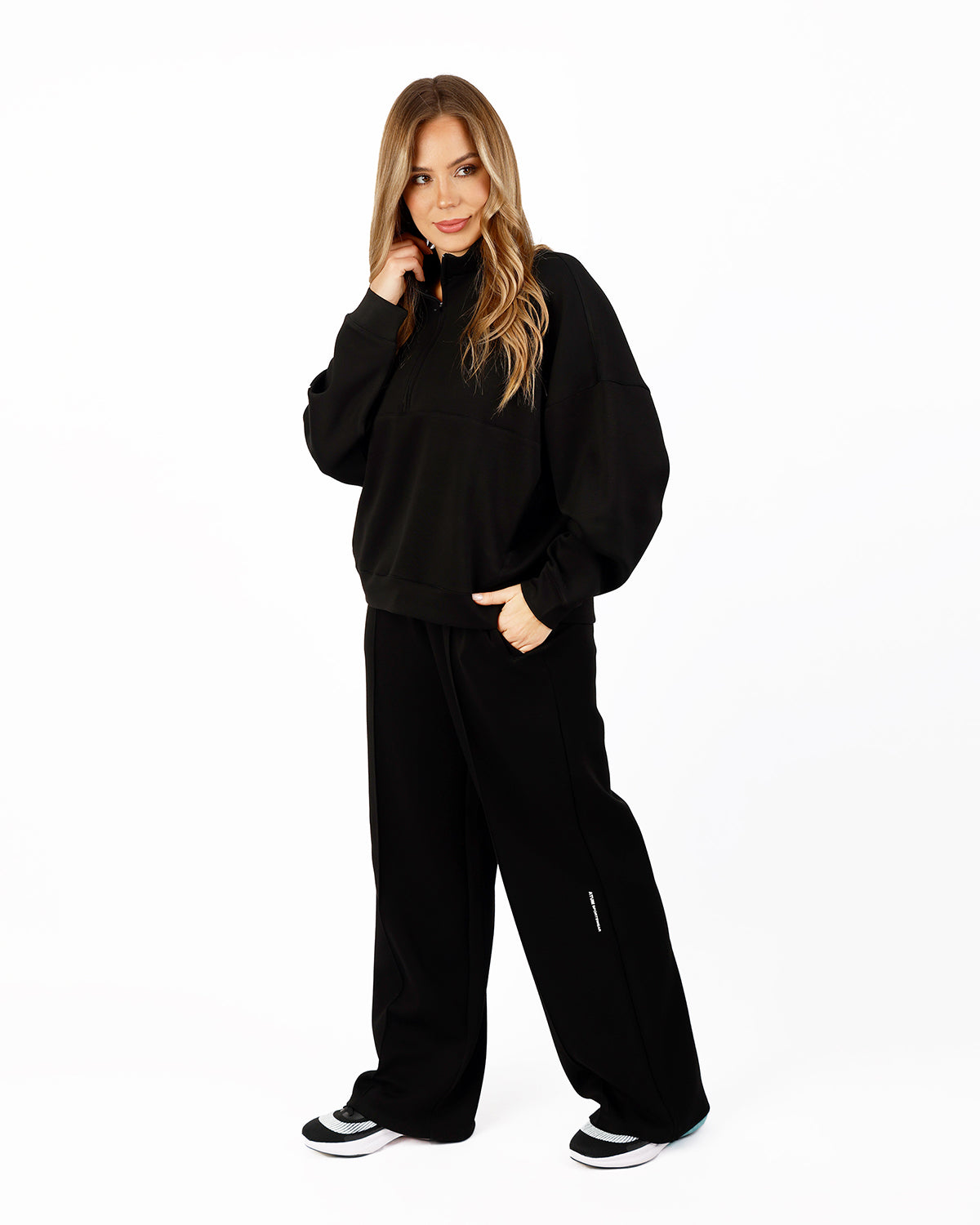 HalfZip Women's Black Tracksuit-Atum -45242531