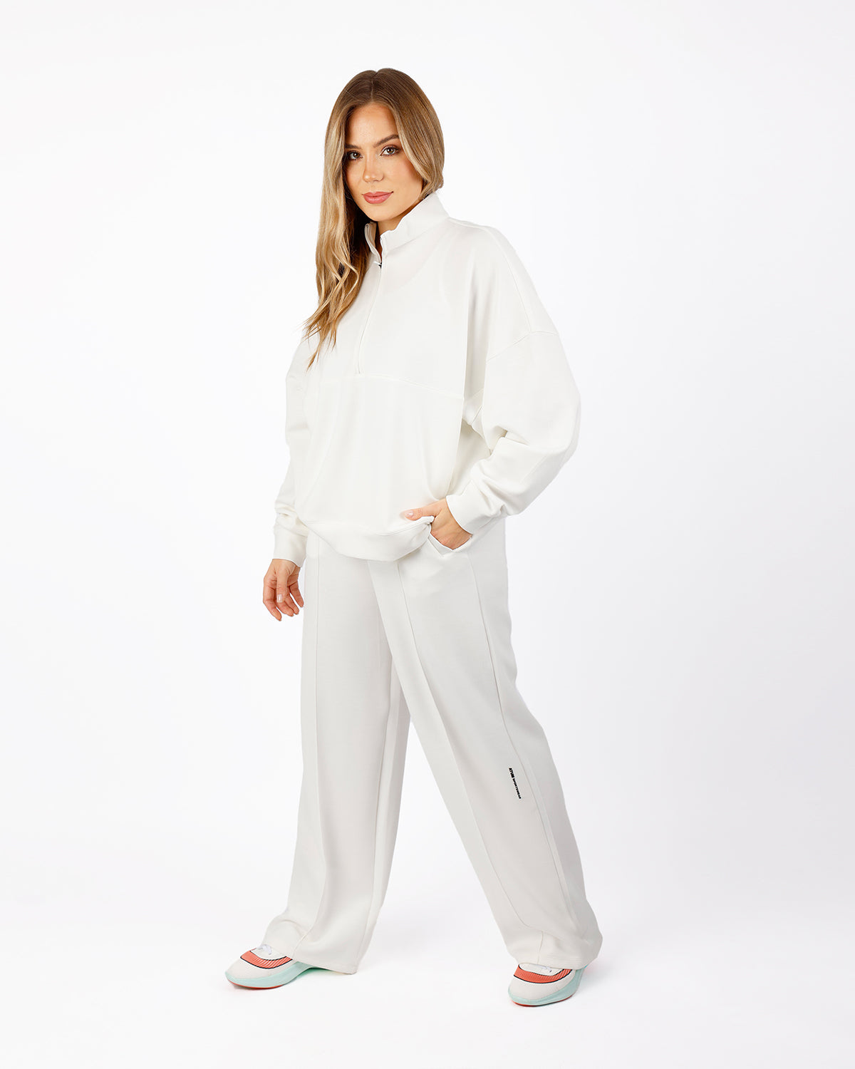 HalfZip Women's White Tracksuit-Atum -38122512