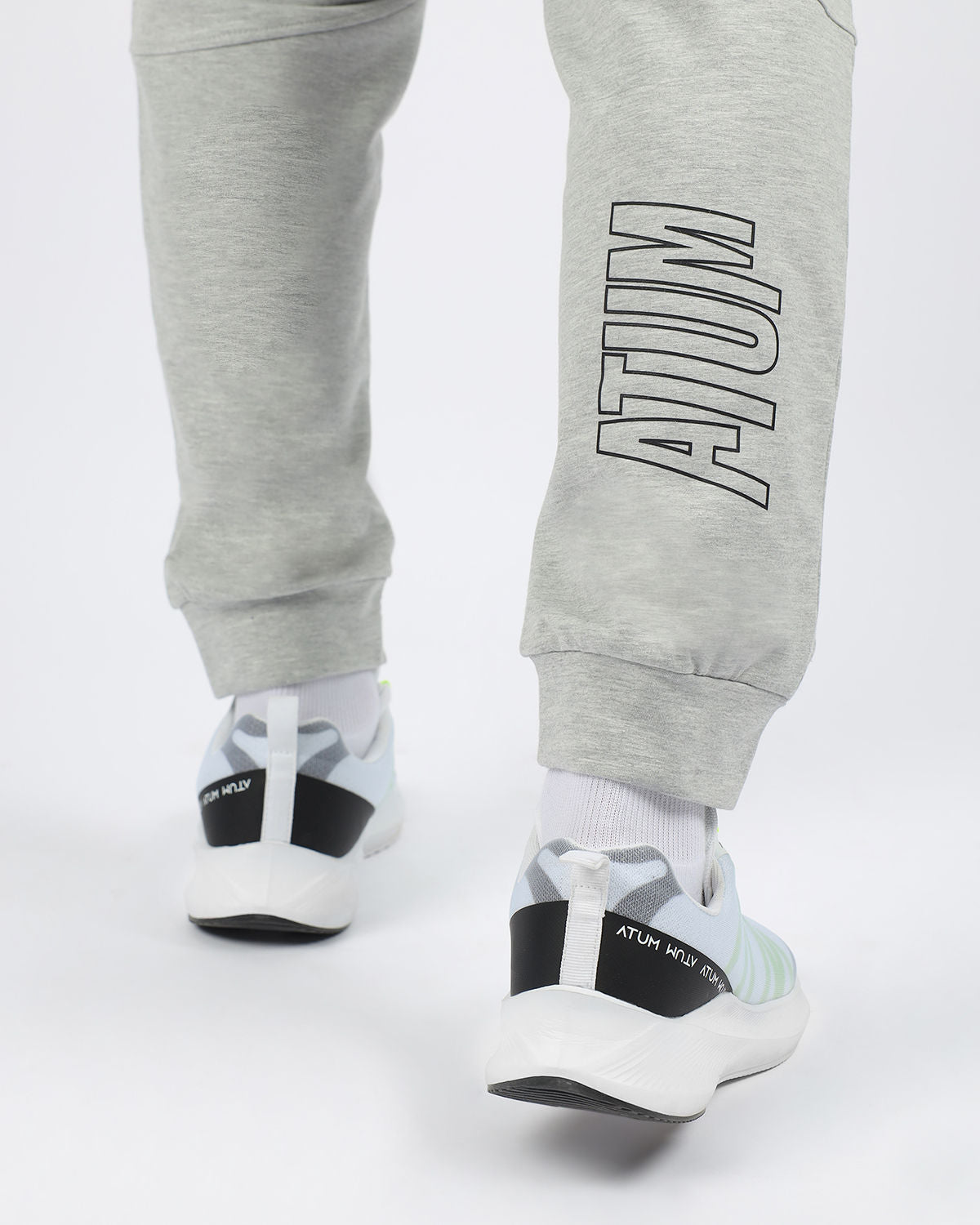 Men's Essential Light Gray Jogger Pants-Atum -94058033