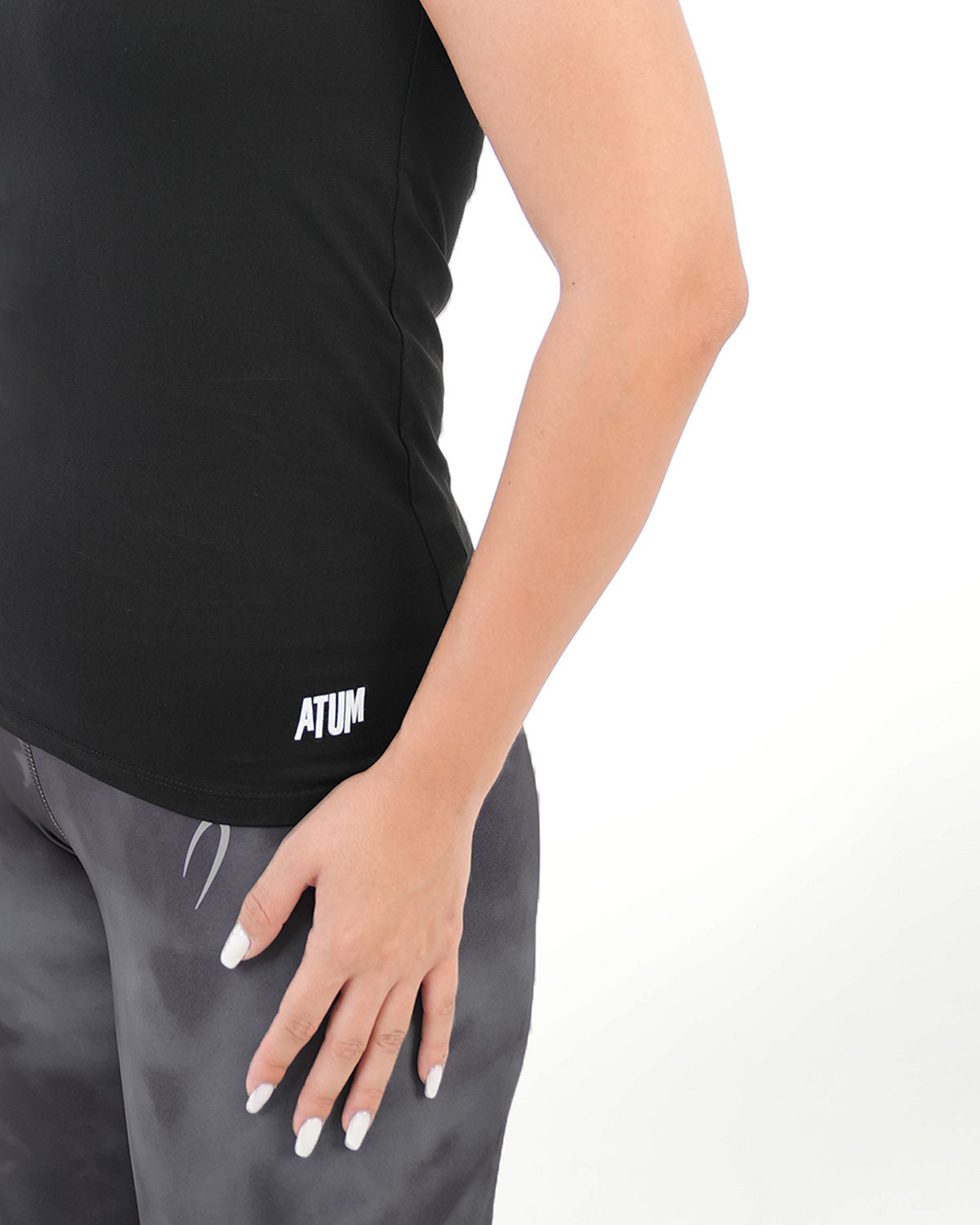 Basic Black Tank-Top-Atum -77977373