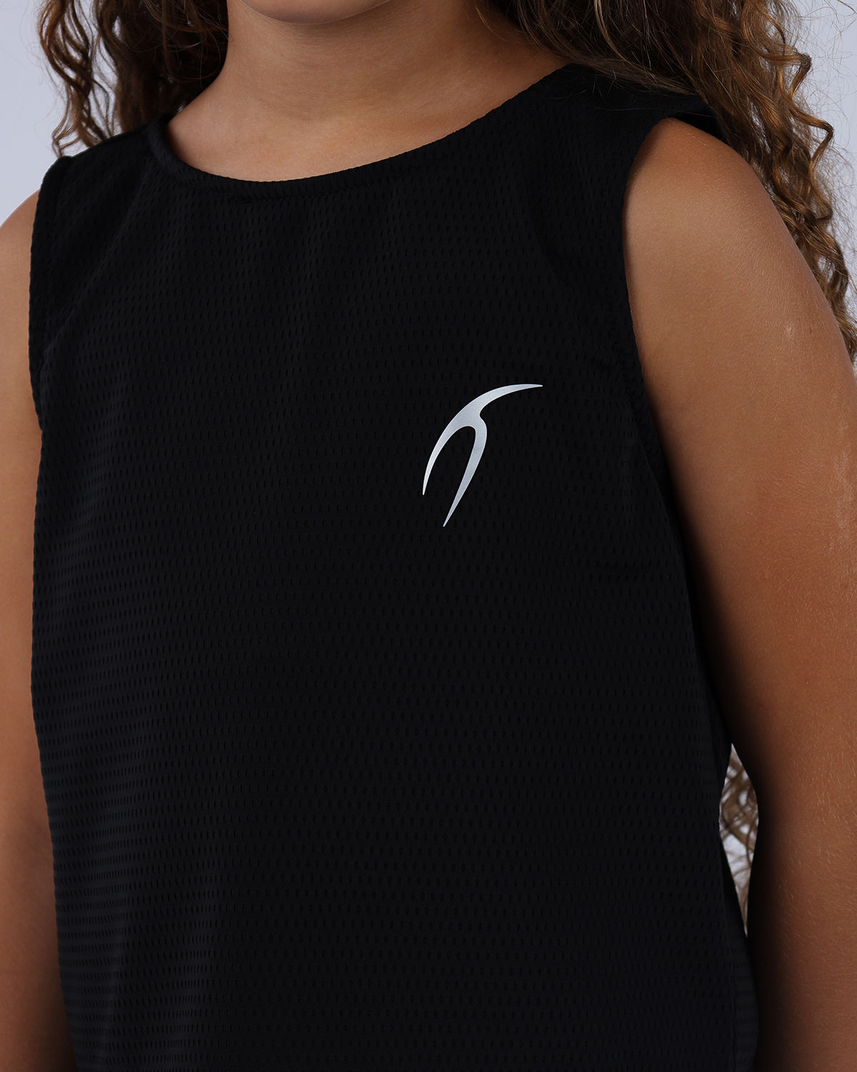 Ultra Sleeveless Cropped Black T-Shirt-Atum -96190263