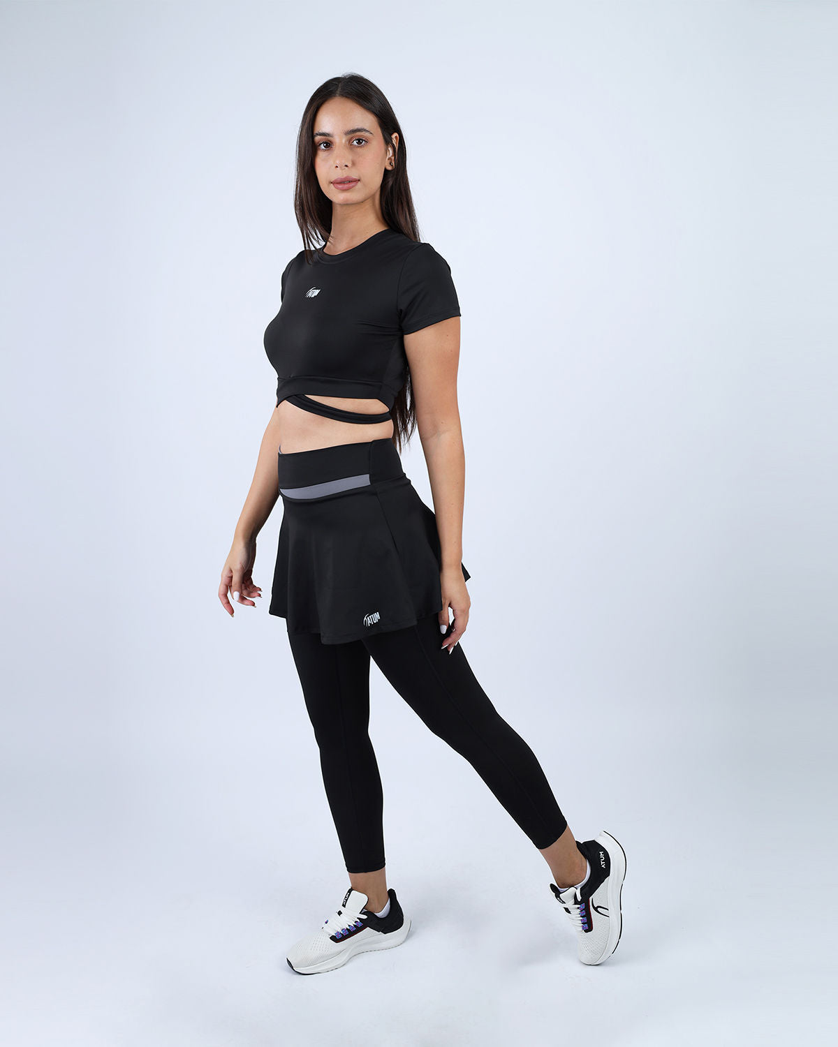 Twisted Short Sleeves Black Crop Top-Atum -9756014