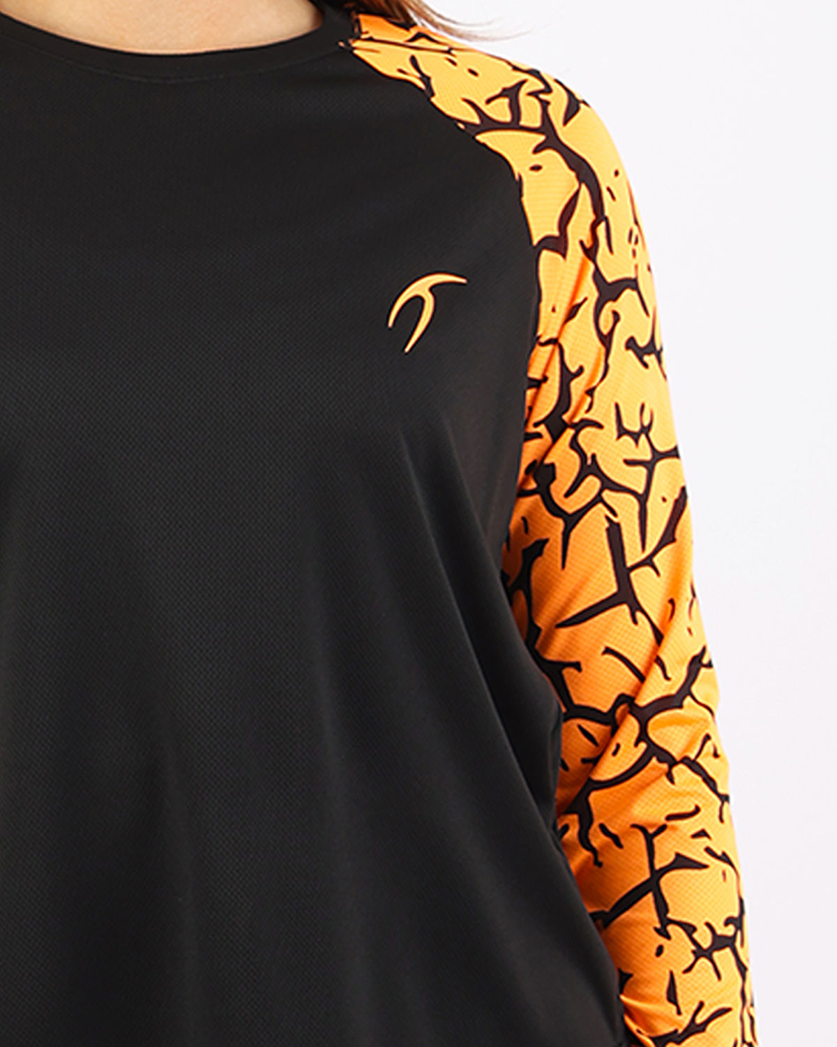 Crew Neck Long Sleeve Orange Top-Atum -98816465