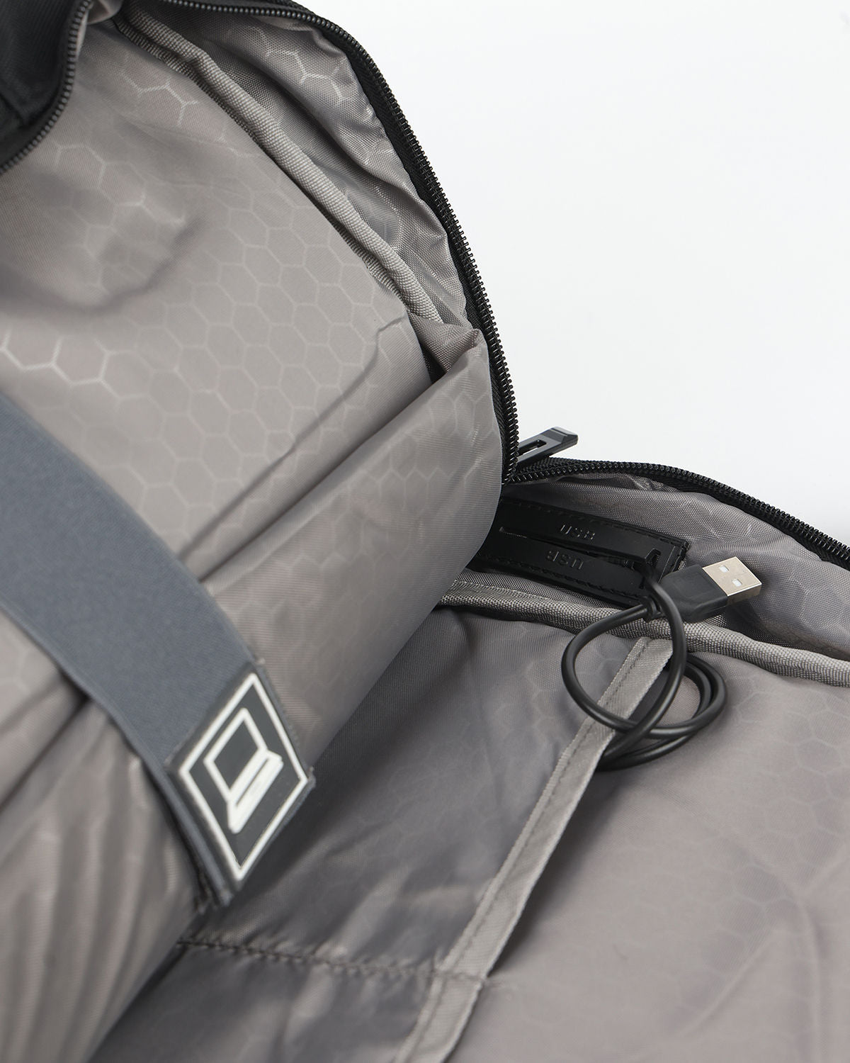 Eclipse Travel Backpack-Atum -93356397