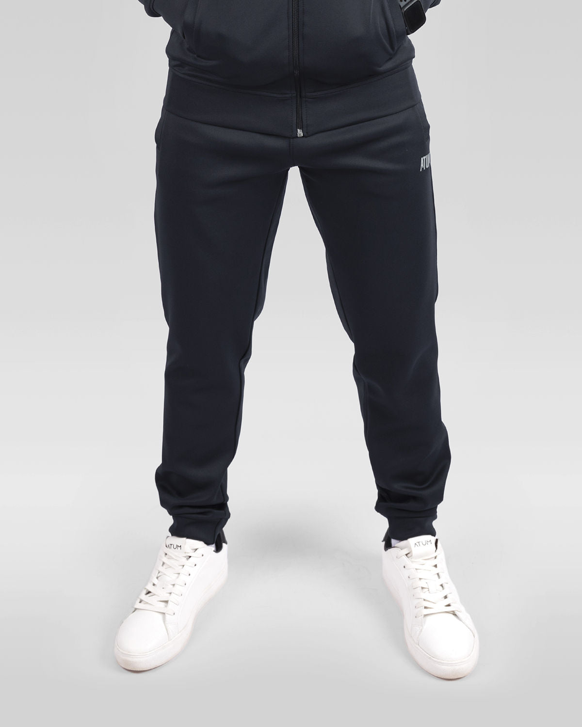 Basic Black Training Suit-Atum -84113995