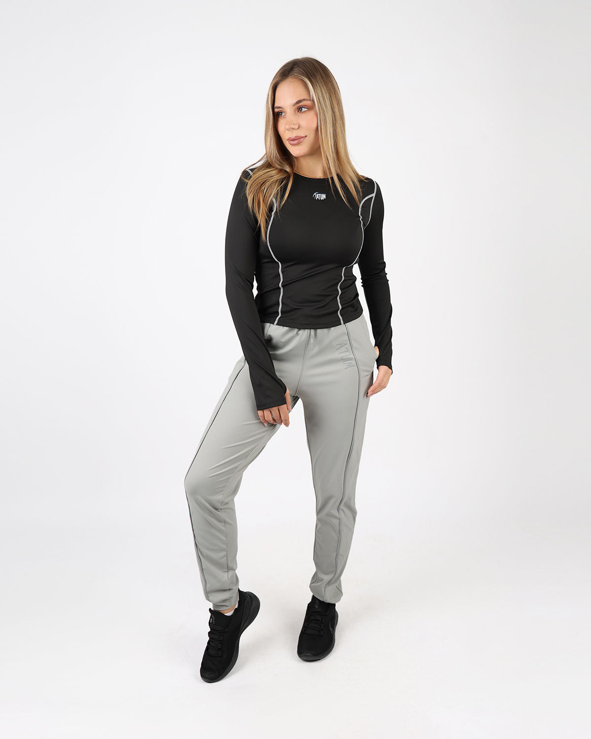 Streamline Long Slevess Women's Black Top-Atum -63172366