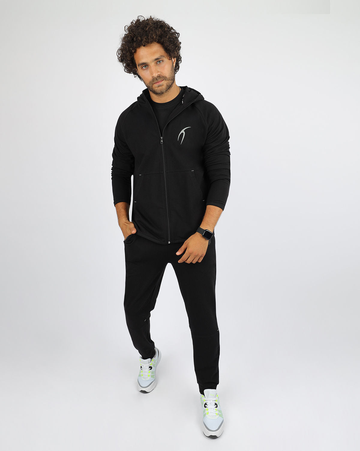 Men's Essential Black Jogger Pants-Atum -17309791