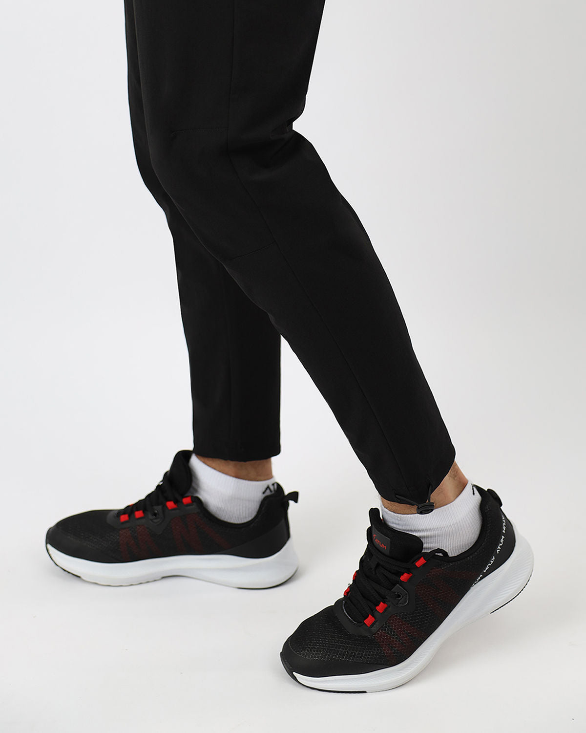 Slim Fit Black Jogger Pants-Atum -93149957