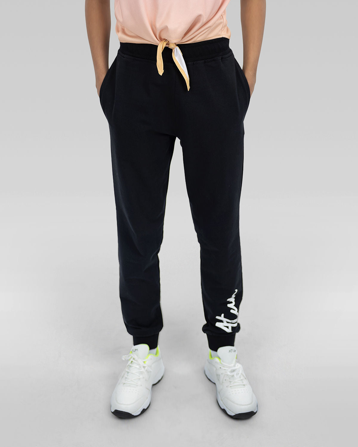 Smooth Girls Black Sweatpants-Atum -91365503