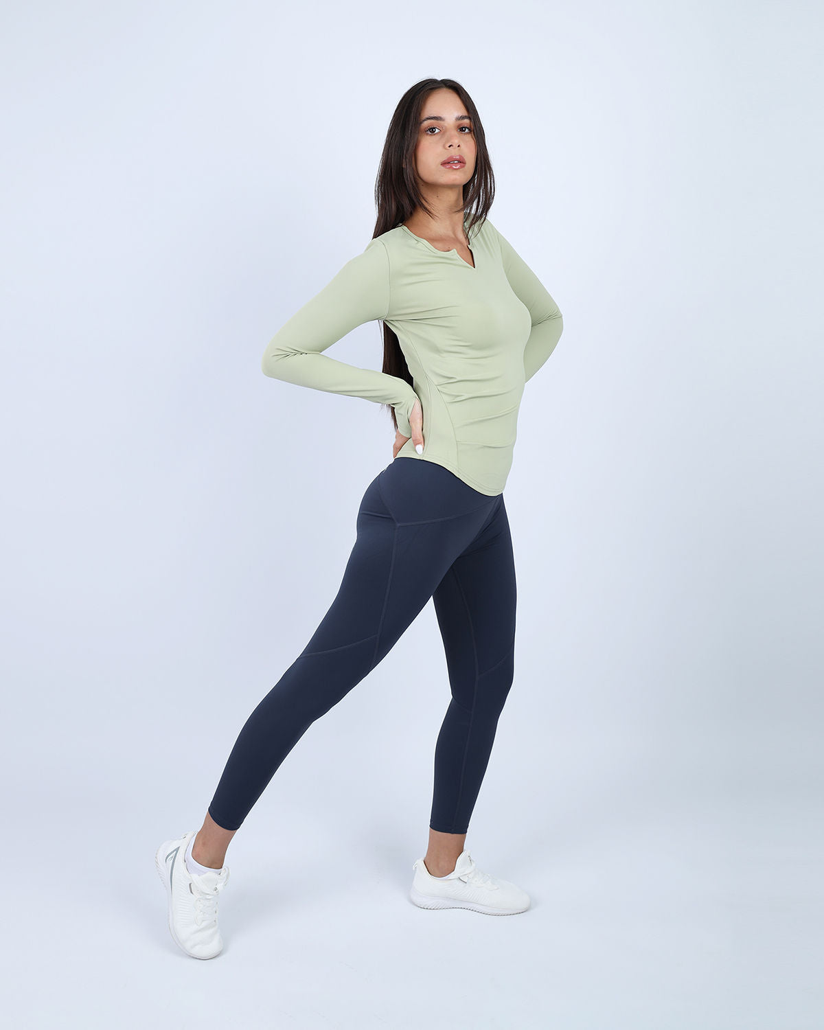 Elegance Women's Green Long-Sleeve Top-Atum -56486041