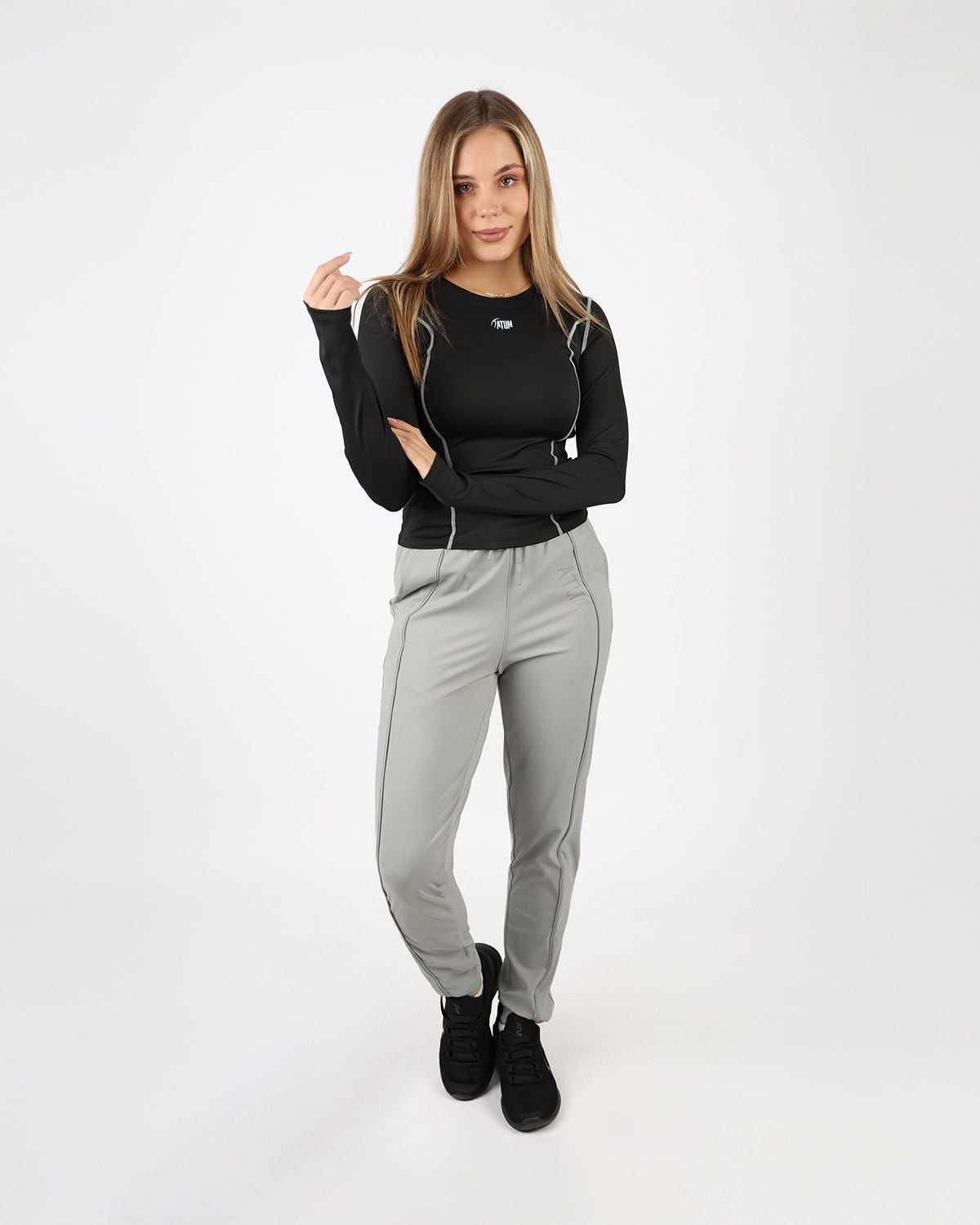 Streamline Long Slevess Women's Black Top-Atum -92584429