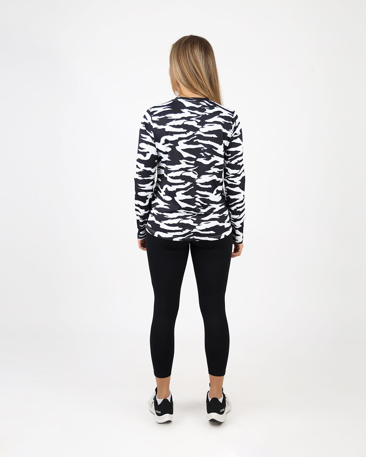 Cinchable Long-Sleeve Black T-Shirt-Atum -62218725