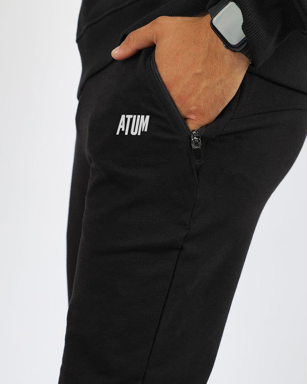 Essential Black Jogger Pants-Atum -58512579