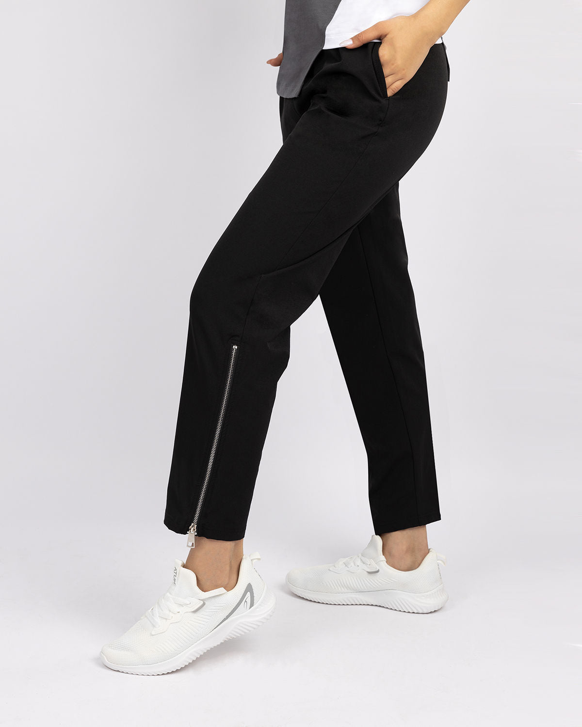 Slit Zipper Black Women's Pants-Atum -96722108
