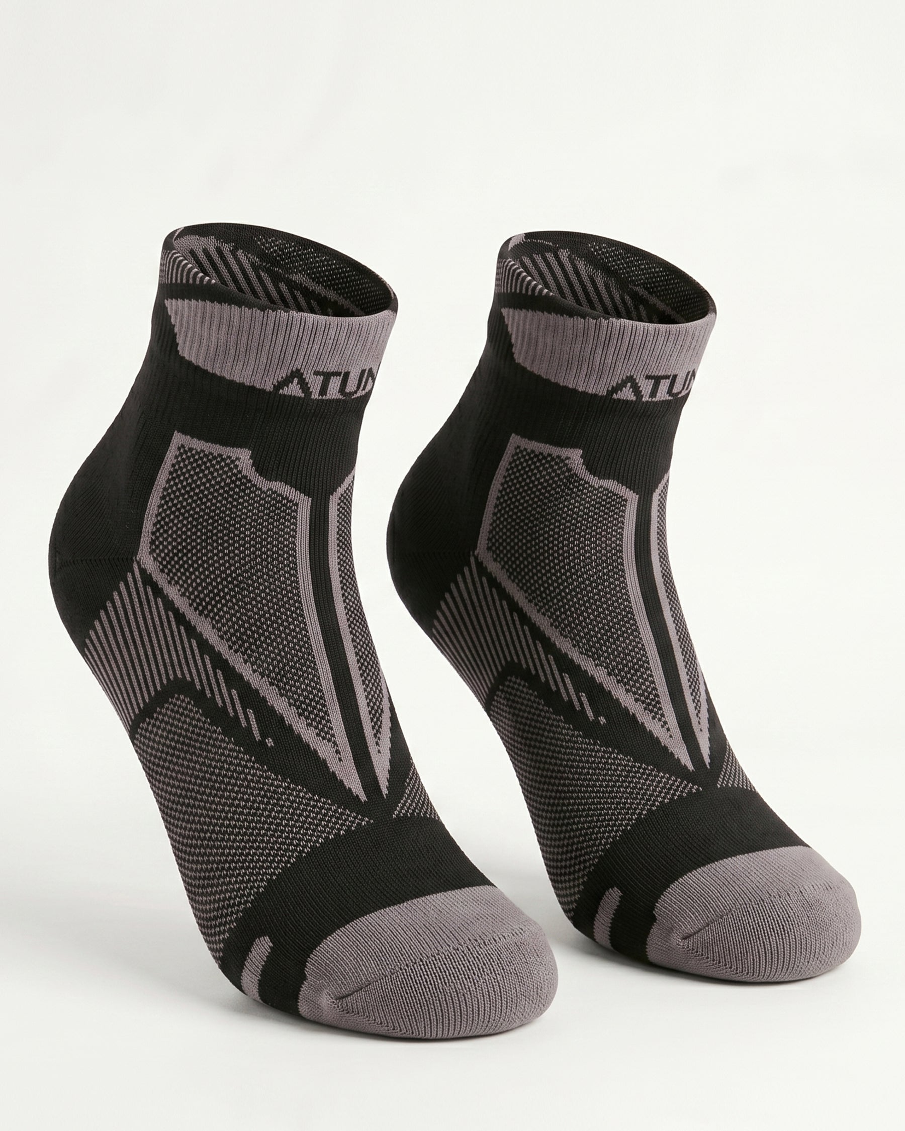 Adults Unisex Low-Cut Black Training Socks