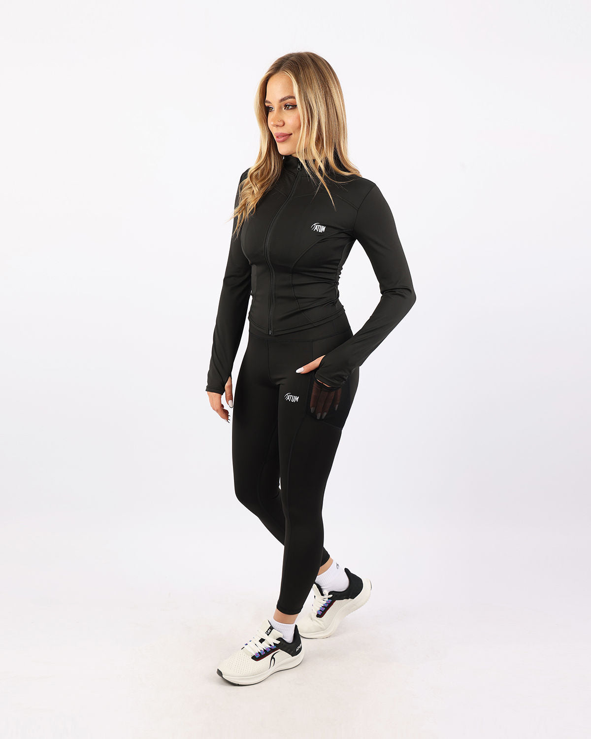 Verde Women's Zip Black Jacket-Atum -13661871