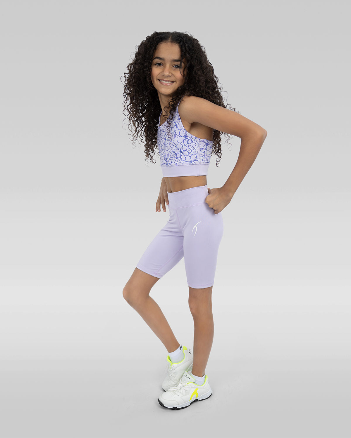 Simple and Smooth Girls Short Leggings