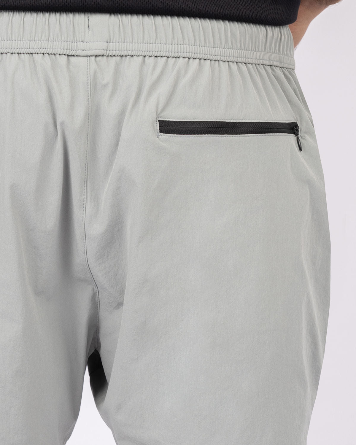 Hidden Pocket Light Gray Training Short-Atum -61942476