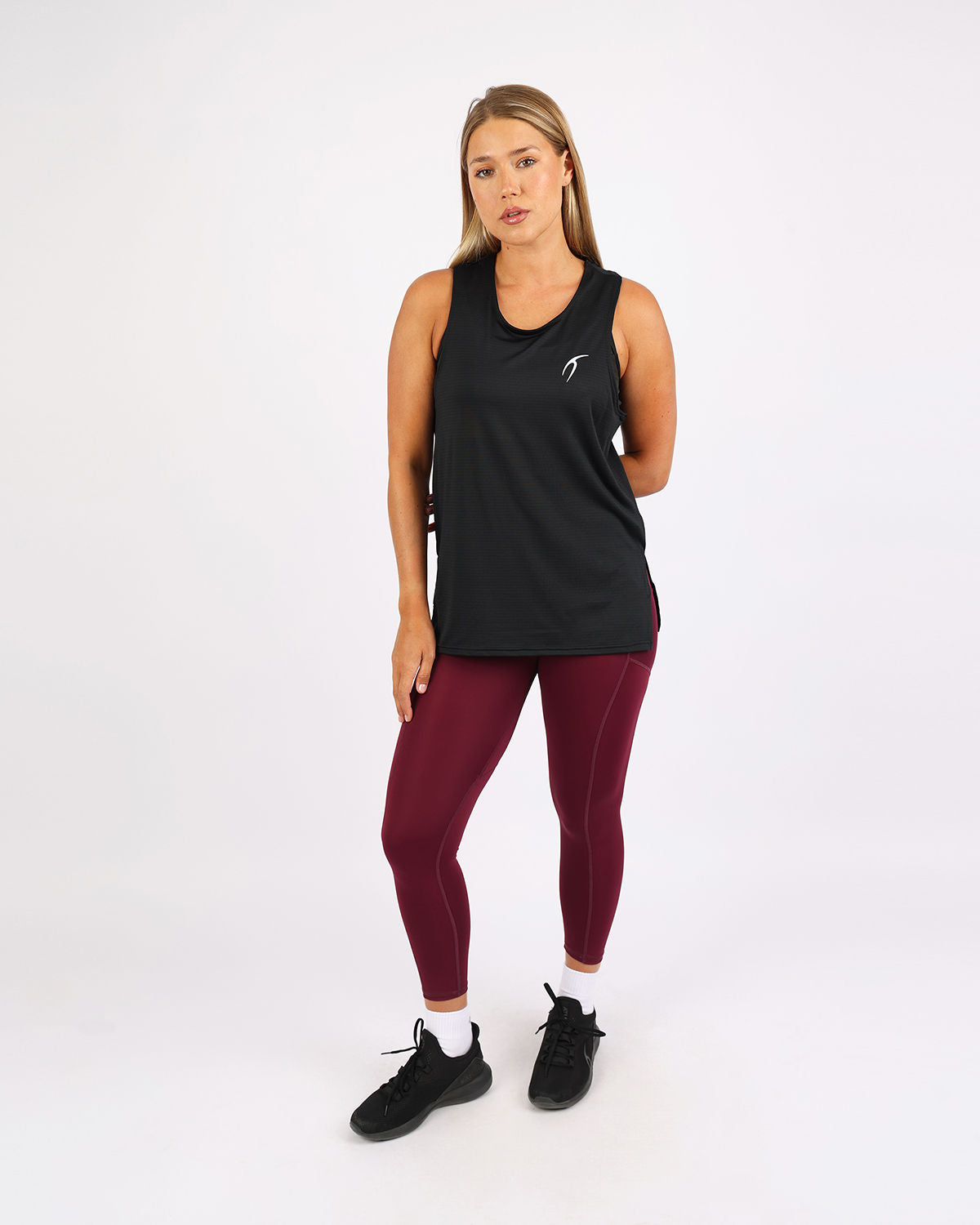 Vivid Motion Black Tank Top-Atum -84850172