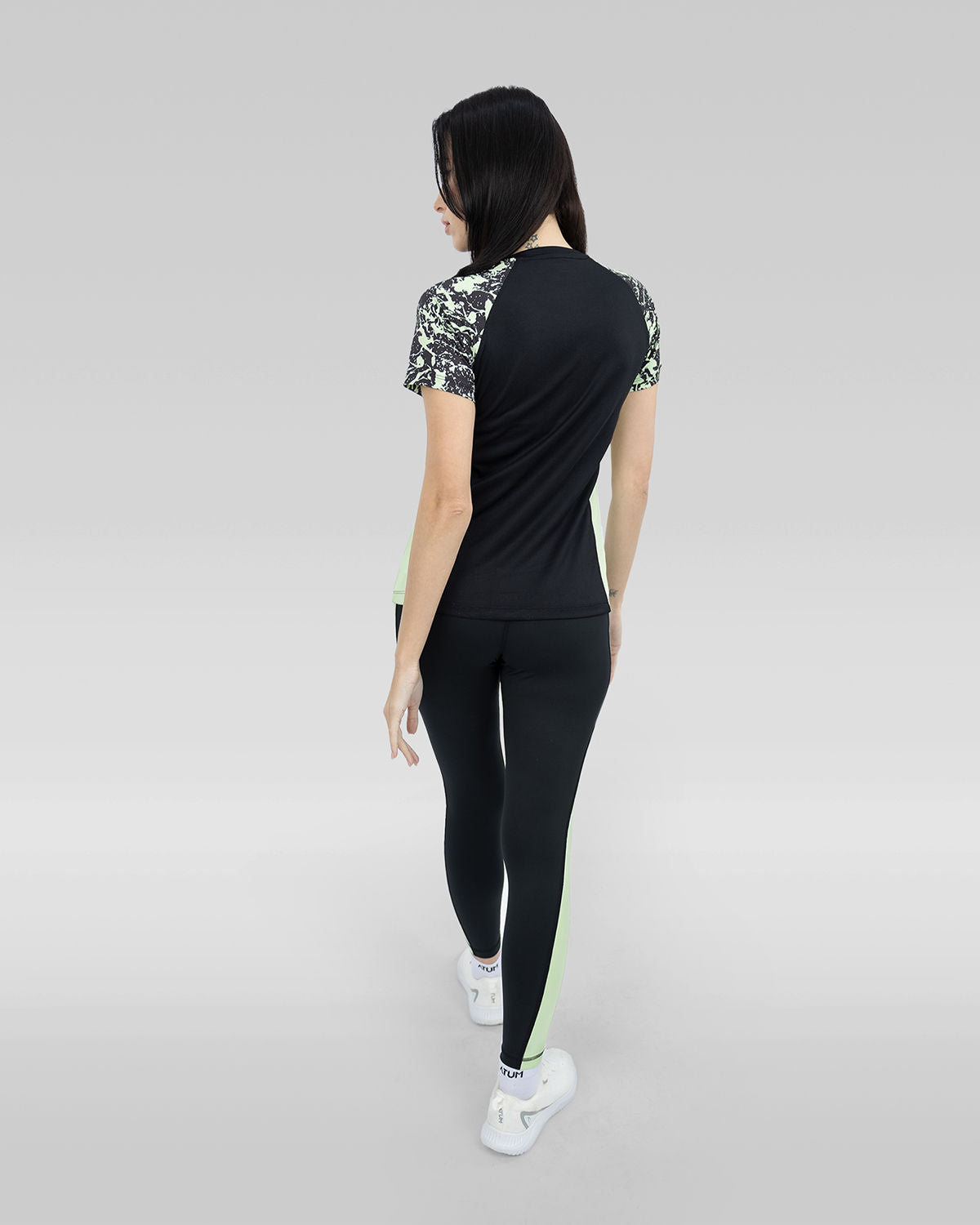 Women's Short Sleeves Black T-Shirt-Atum -41341580