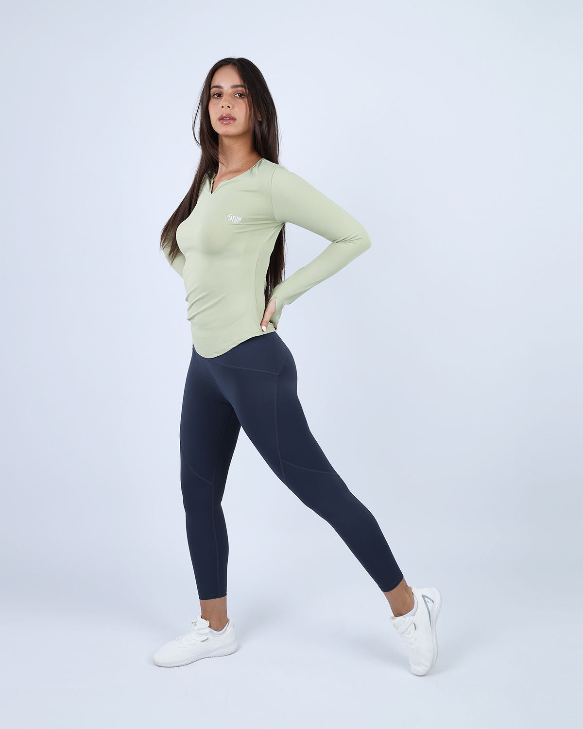 Elegance Women's Green Long-Sleeve Top-Atum -9816744