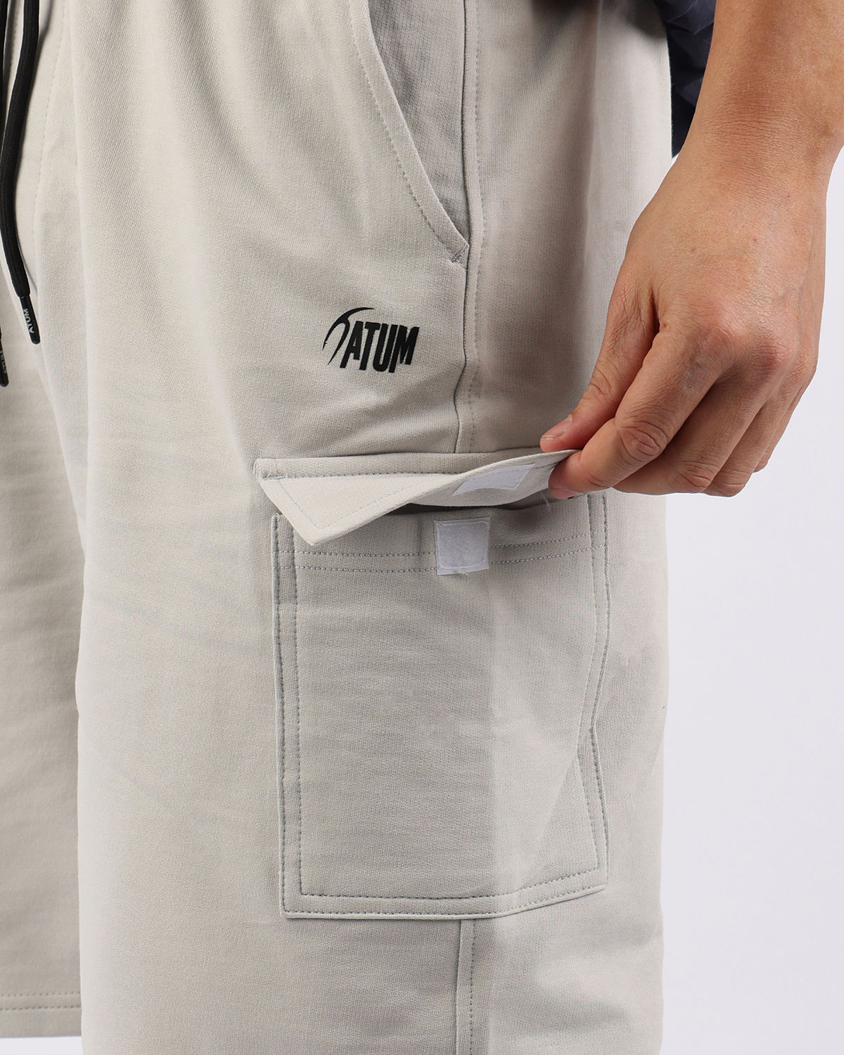 Essential Cargo Men's Gray Shorts-Atum -43486666