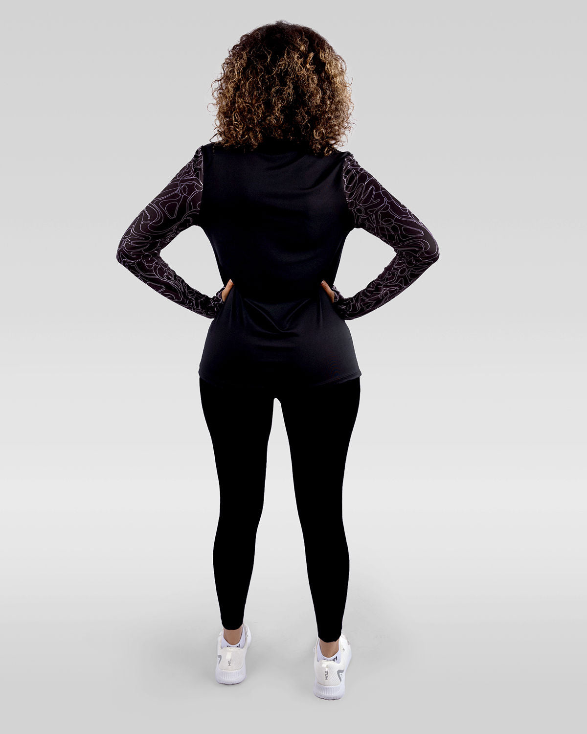 High-Neck Limitless Black Top-Atum -7496981