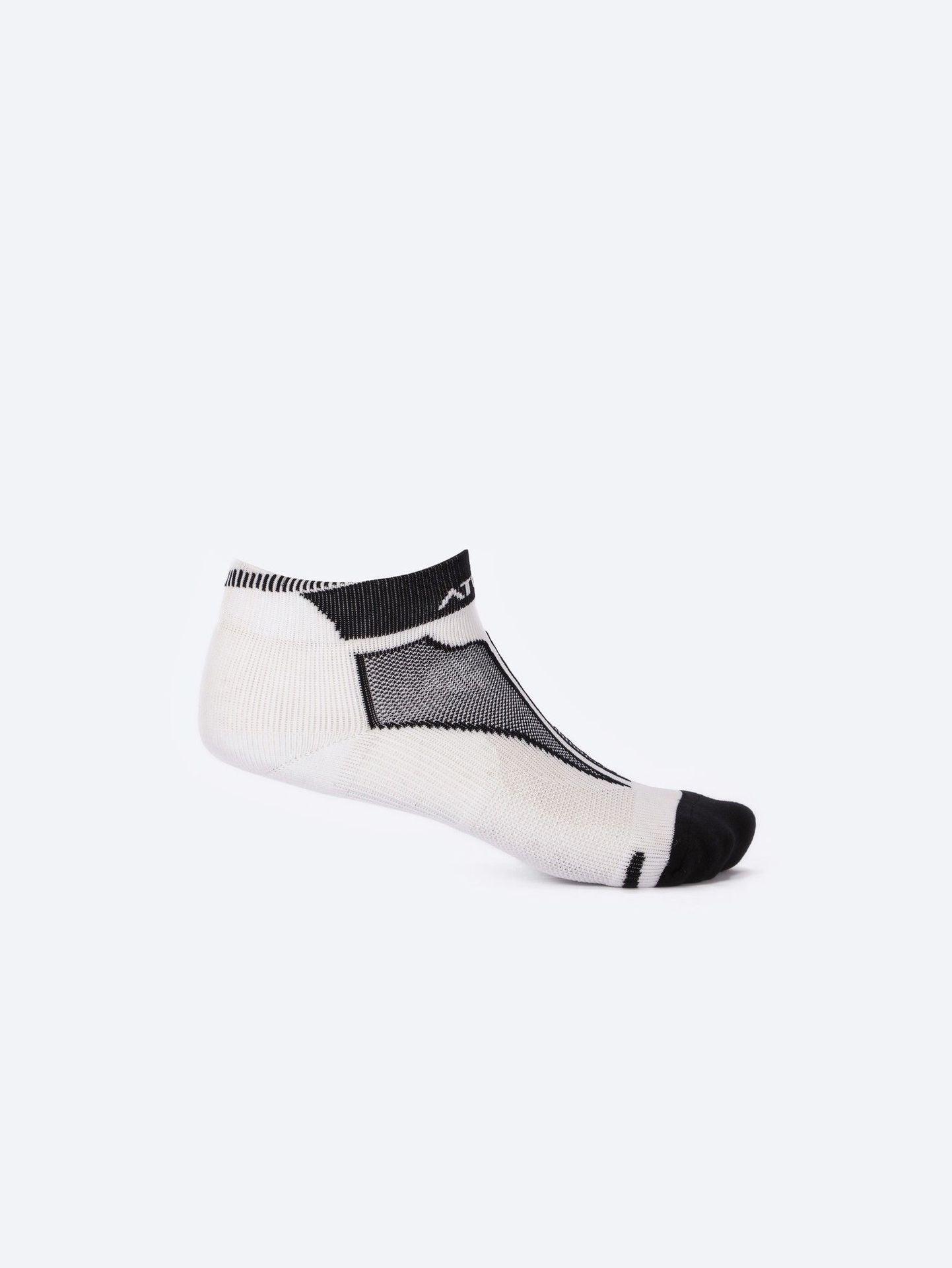 ATUM| Kids Low-Cut Training Socks - white